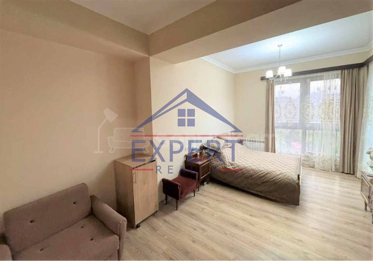 3 Սենյականոց Բնակարան Նորակառույցում, 111քմ, 3/13 հարկ, Նորմալ Վիճակում