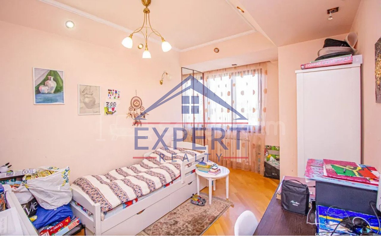 3 Սենյականոց Բնակարան, 81քմ, 6/14 հարկ, Կապիտալ Վերանորոգված