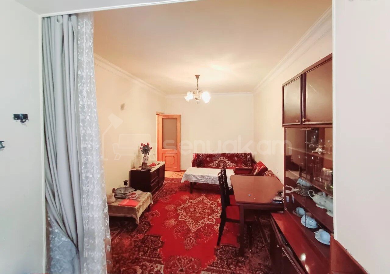 2 Սենյականոց Բնակարան Քարե Շենքում, 63քմ, 2/2 հարկ, Նորմալ Վիճակում