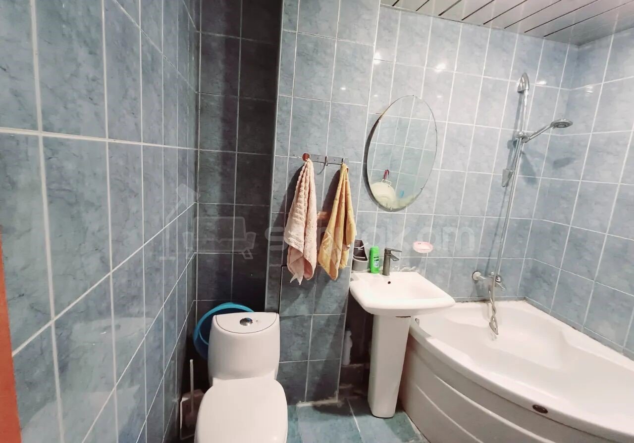 2 Սենյականոց Բնակարան Քարե Շենքում, 63քմ, 2/2 հարկ, Նորմալ Վիճակում