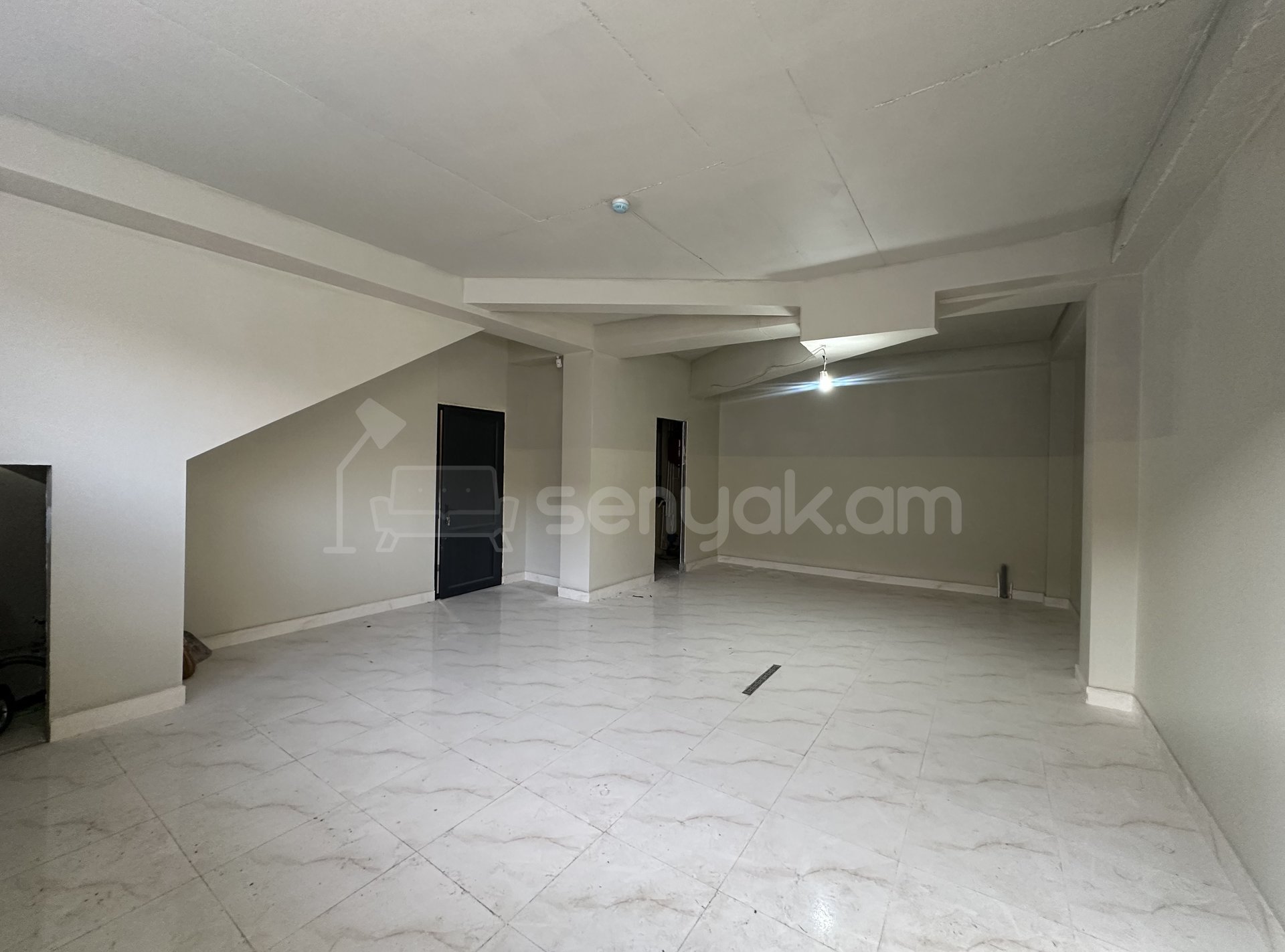 Նորակառույց Օֆիսային Տարածք, 154քմ