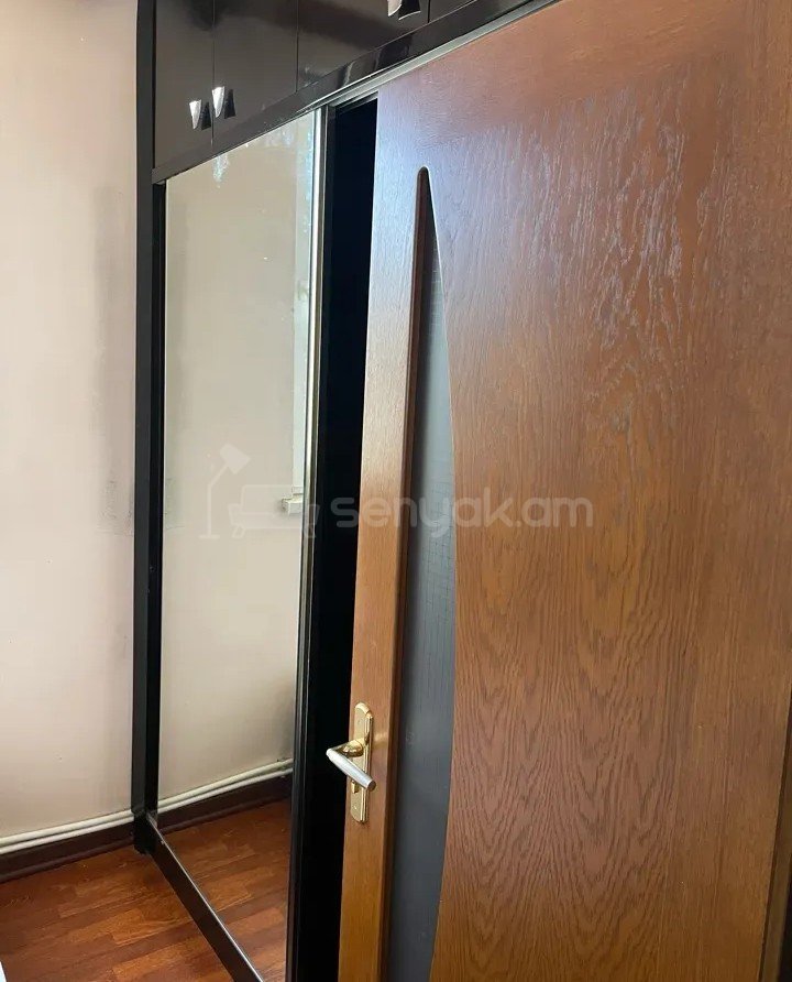 2 Սենյականոց Բնակարան, 60քմ, 9/9 հարկ, Կապիտալ Վերանորոգված