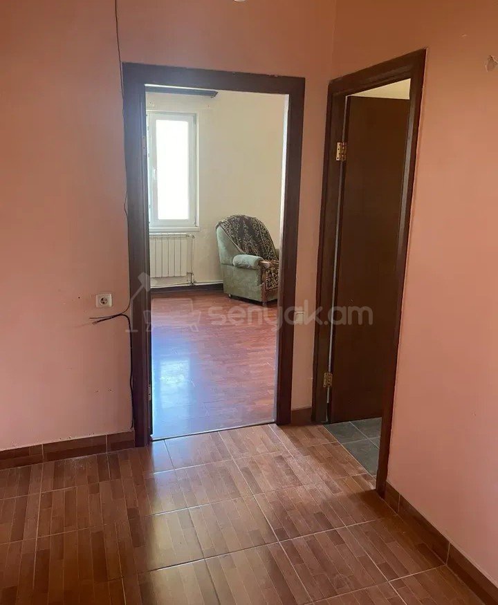 2 Սենյականոց Բնակարան, 60քմ, 9/9 հարկ, Կապիտալ Վերանորոգված