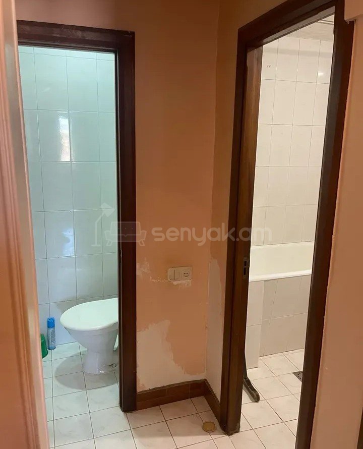 2 Սենյականոց Բնակարան, 60քմ, 9/9 հարկ, Կապիտալ Վերանորոգված