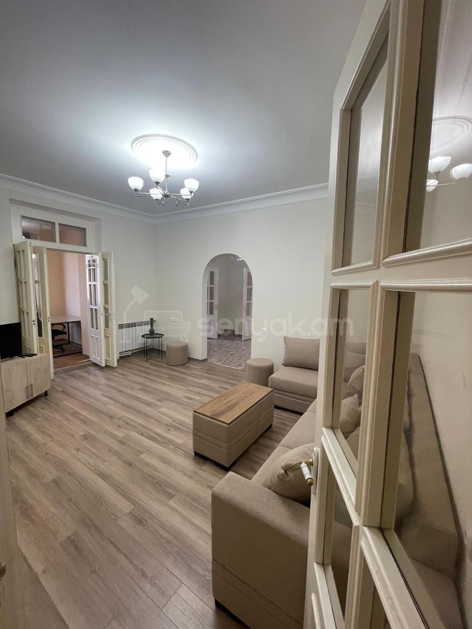 2 Սենյականոց Բնակարան, 48քմ, 2/5 հարկ, Կապիտալ Վերանորոգված