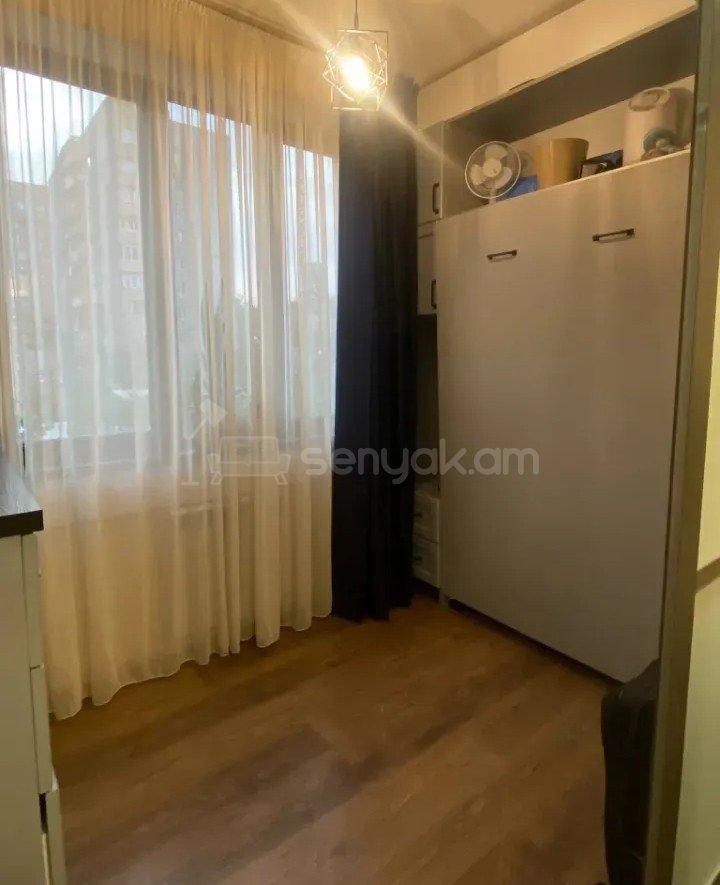 1 Սենյականոց Բնակարան, 49քմ, 3/9 հարկ, Դիզայներական Վերանորոգված