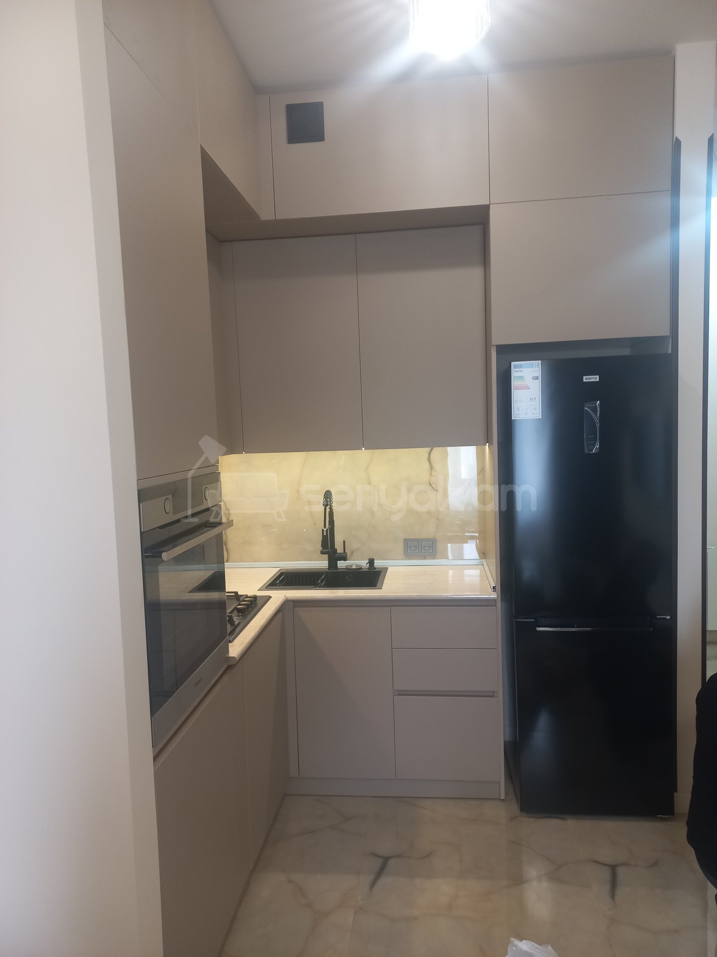 2 Սենյականոց Բնակարան Նորակառույցում, 50քմ, 9/14 հարկ, Դիզայներական Վերանորոգված, Կահավորված, Արևկող