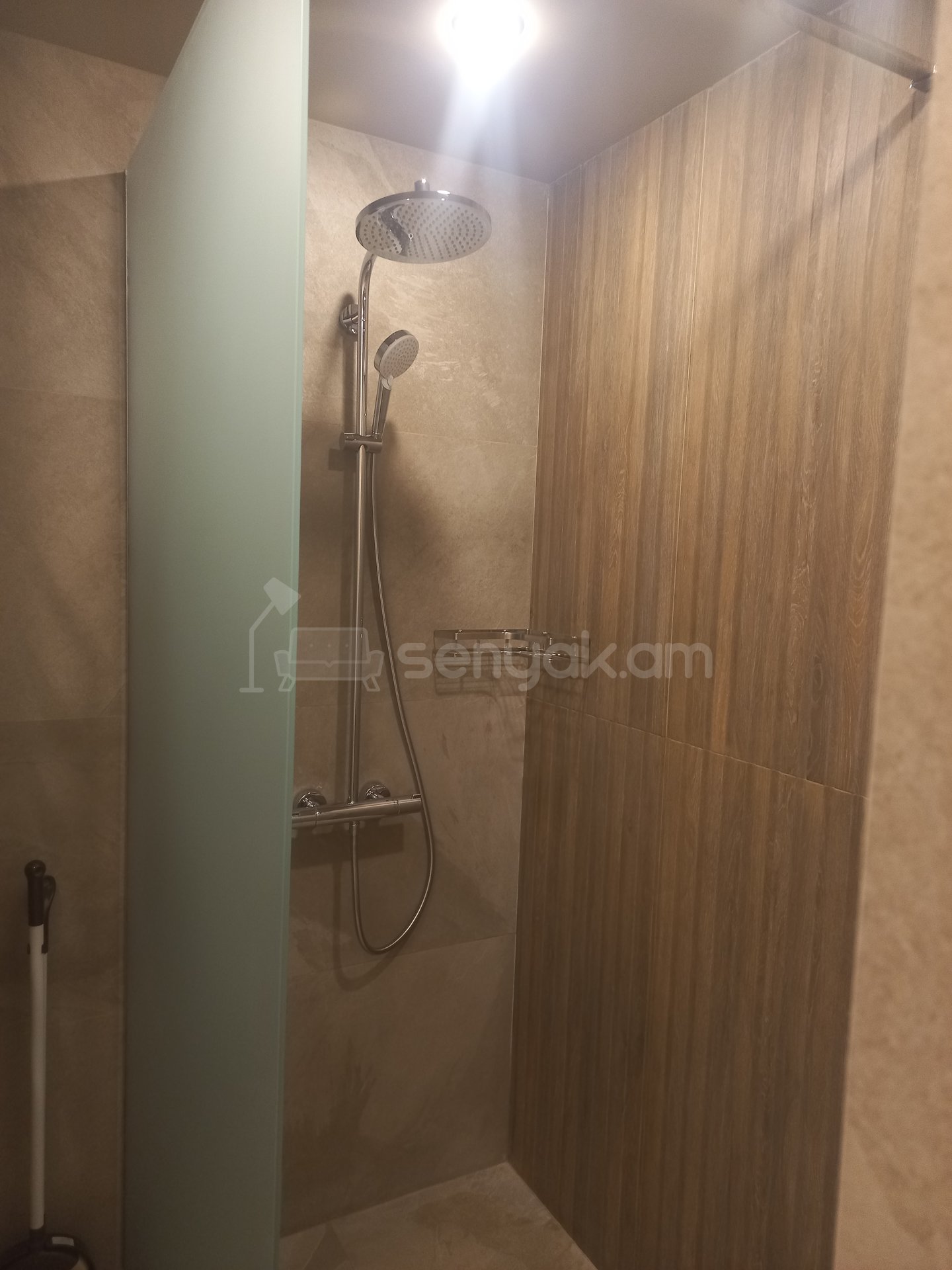 2 Սենյականոց Բնակարան Նորակառույցում, 50քմ, 9/14 հարկ, Դիզայներական Վերանորոգված, Կահավորված, Արևկող