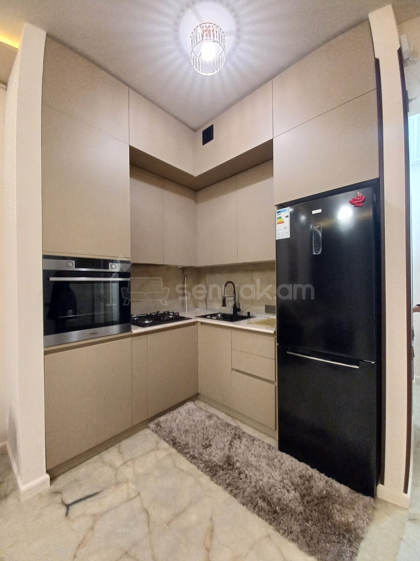 2 Սենյականոց Բնակարան Նորակառույցում, 50քմ, 9/14 հարկ, Դիզայներական Վերանորոգված, Կահավորված, Արևկող