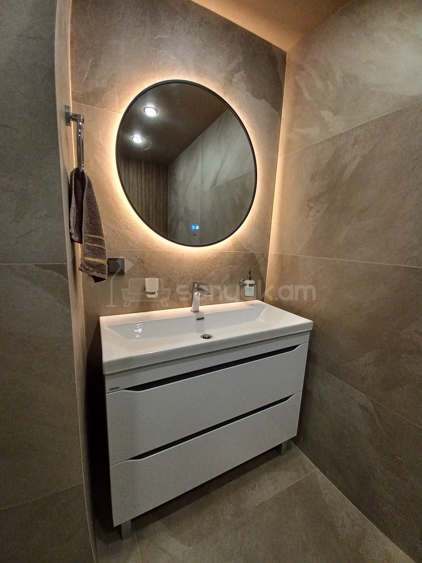 2 Սենյականոց Բնակարան Նորակառույցում, 50քմ, 9/14 հարկ, Դիզայներական Վերանորոգված, Կահավորված, Արևկող