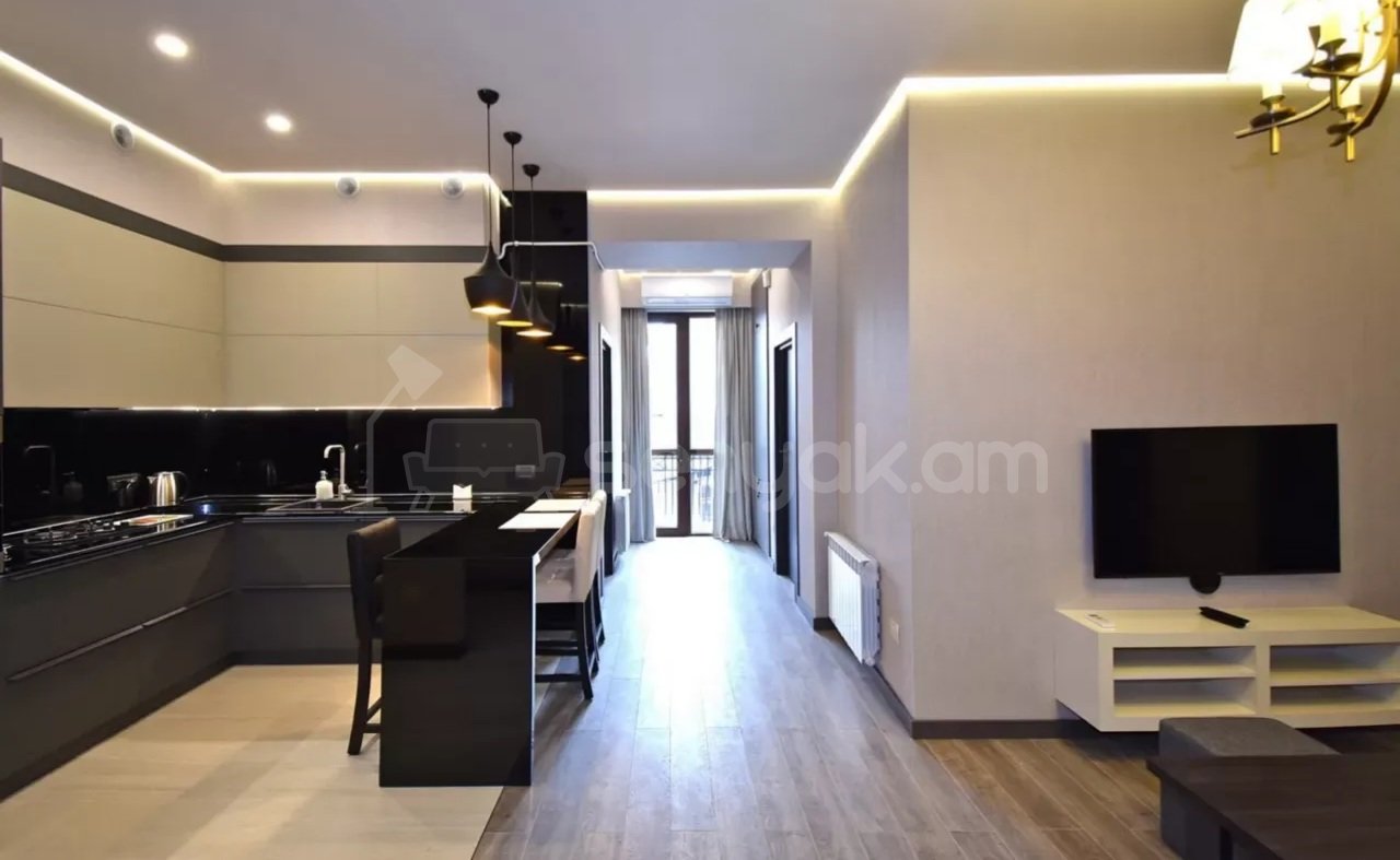 3 Սենյականոց Բնակարան, 70քմ, 4/5 հարկ, Դիզայներական Վերանորոգված