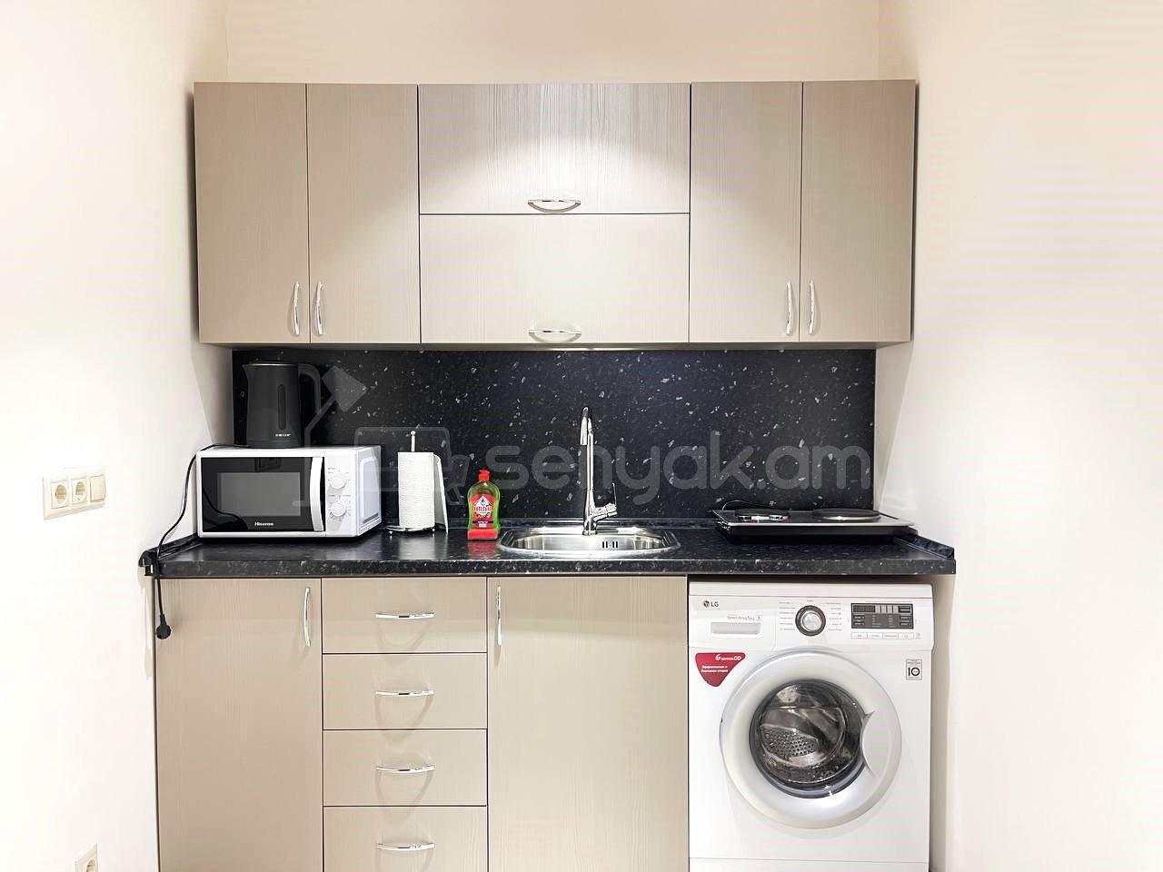 2 Սենյականոց Բնակարան Նորակառույցում, 55քմ, 8/12 հարկ, Դիզայներական Վերանորոգված