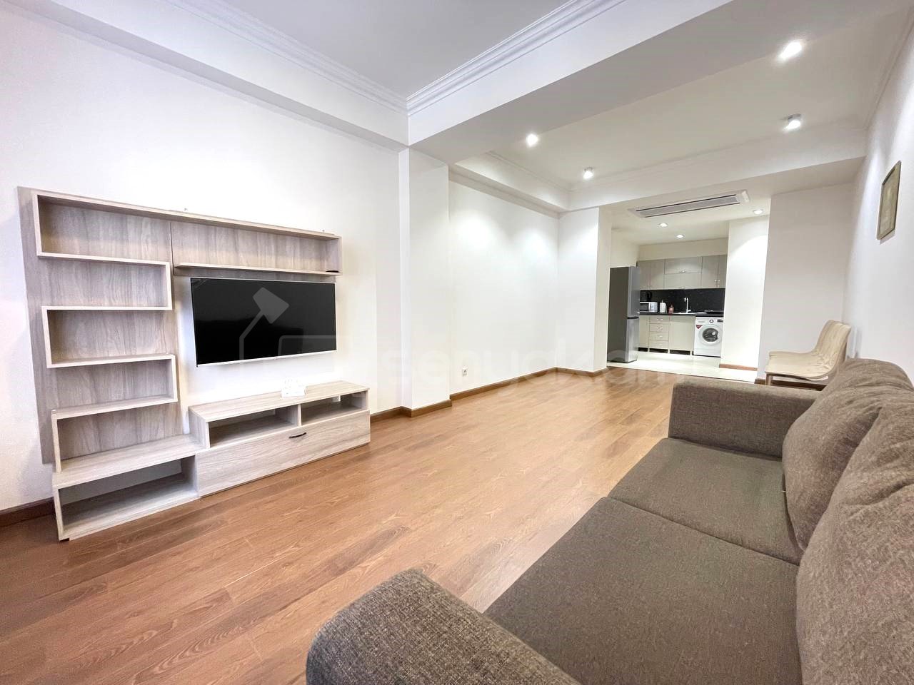 2 Սենյականոց Բնակարան Նորակառույցում, 55քմ, 8/12 հարկ, Դիզայներական Վերանորոգված