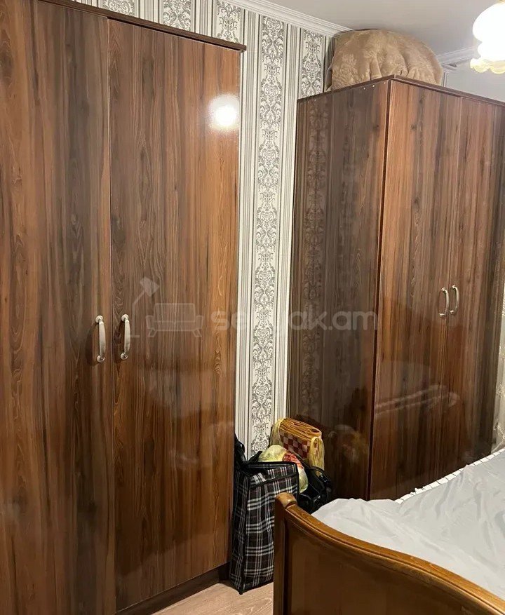 1 Սենյականոց Բնակարան, 33քմ, 4/5 հարկ, Դիզայներական Վերանորոգված