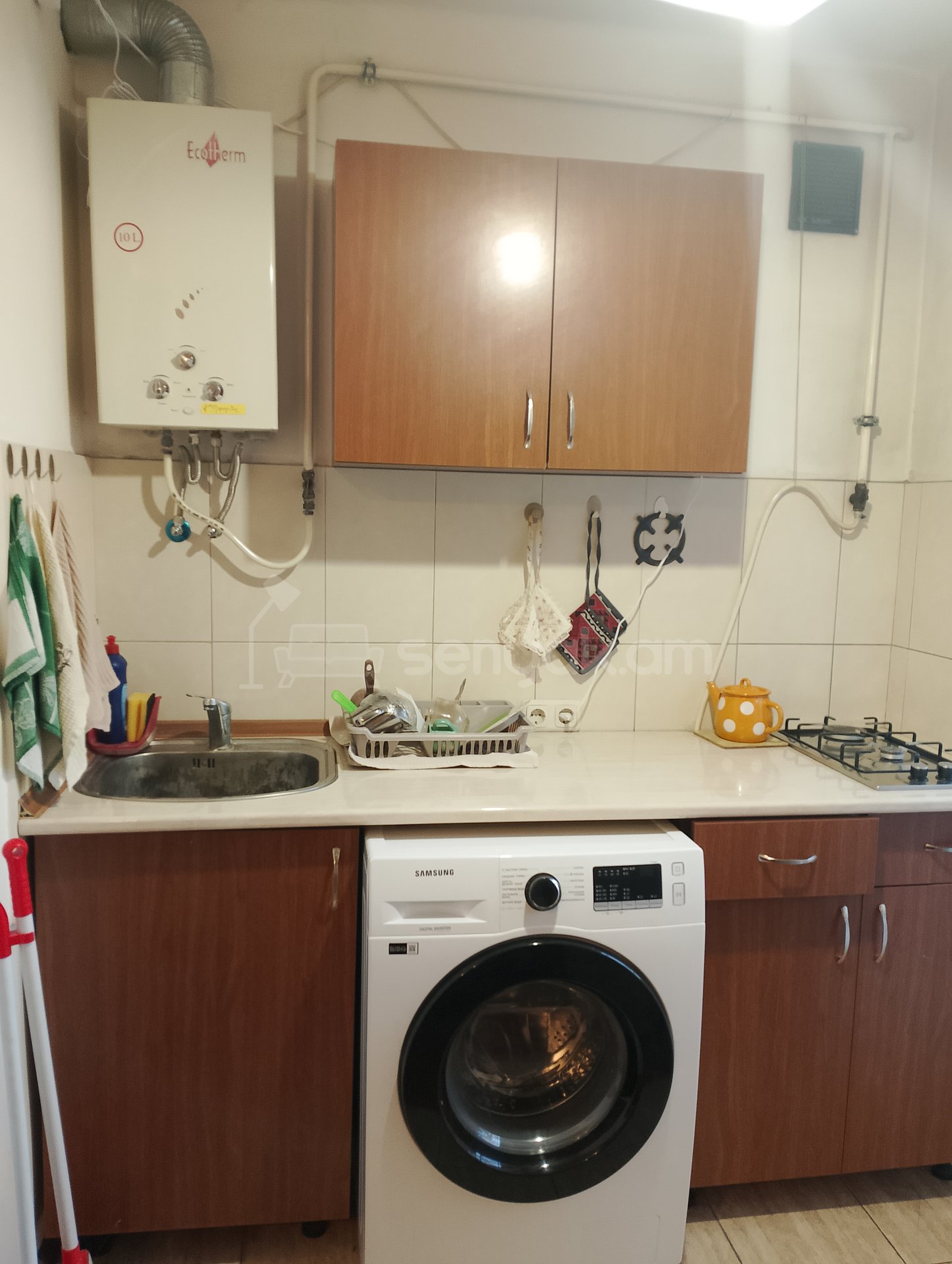 1 Սենյականոց Բնակարան, 32քմ, 2/5 հարկ, Նորմալ Վիճակում