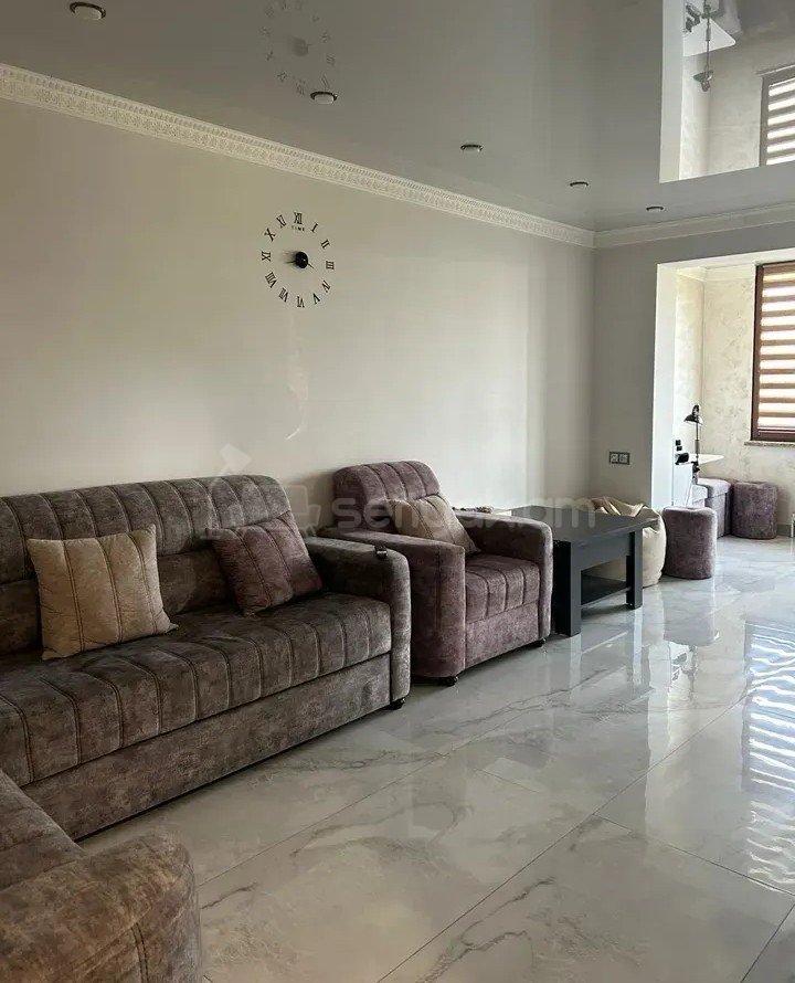 2 Սենյականոց Բնակարան, 52քմ, 5/5 հարկ, Դիզայներական Վերանորոգված