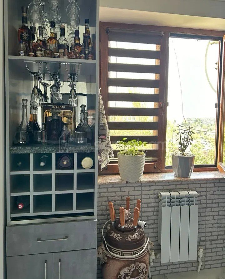 2 Սենյականոց Բնակարան, 52քմ, 5/5 հարկ, Դիզայներական Վերանորոգված