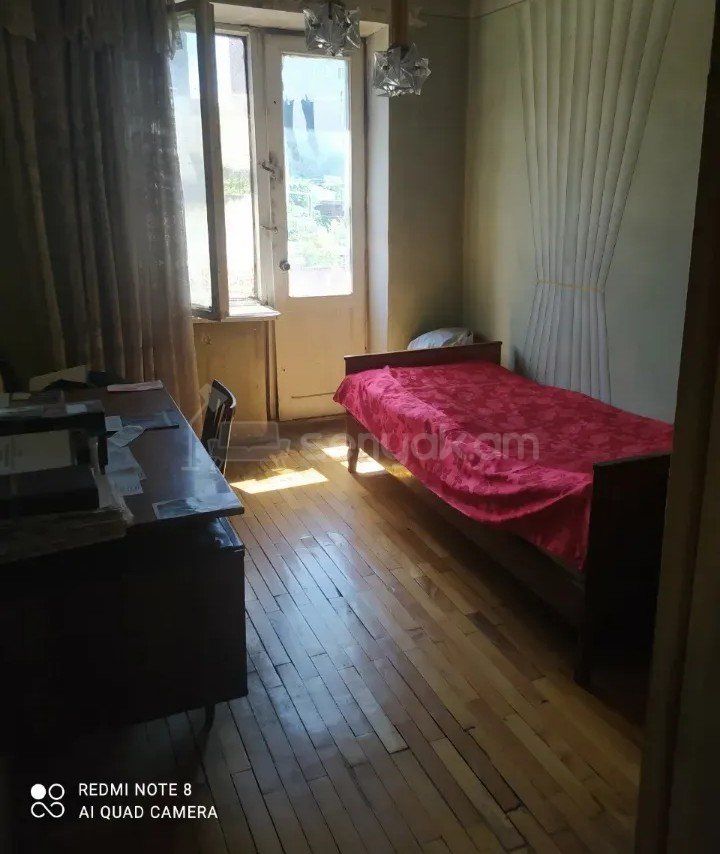 3 Սենյականոց Բնակարան Քարե Շենքում, 78քմ, 5/5 հարկ, Պետական Վիճակում