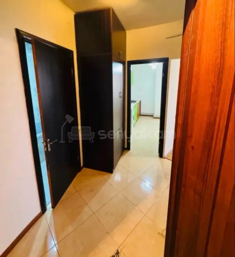 1 Սենյականոց Բնակարան, 40քմ, 10/12 հարկ, Կապիտալ Վերանորոգված