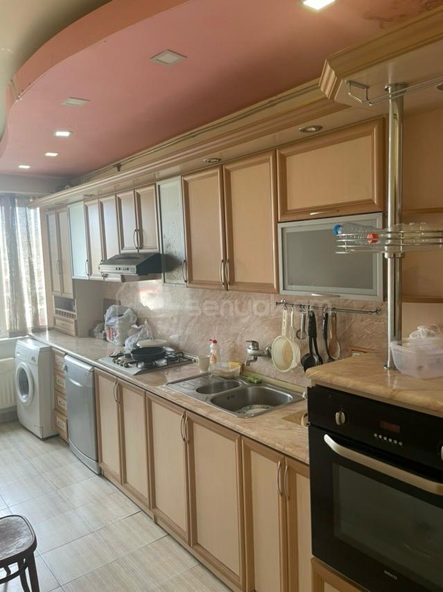 3 Սենյականոց Բնակարան, 76քմ, 6/9 հարկ, Կոսմետիկ Վերանորոգված, Կահավորված, Արևկող