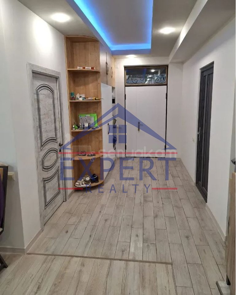 5 Սենյականոց Սեփական Տուն, 201քմ, Դիզայներական Վերանորոգված, Կահավորված, Ավտոտնակով