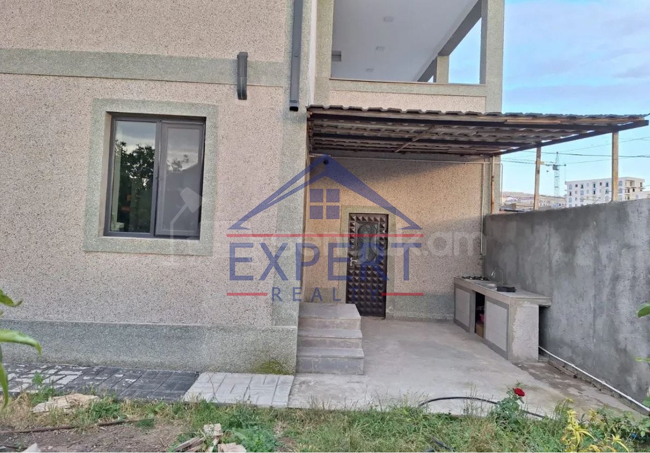 5 Սենյականոց Սեփական Տուն, 201քմ, Դիզայներական Վերանորոգված, Կահավորված, Ավտոտնակով