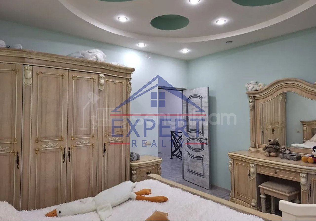 5 Սենյականոց Սեփական Տուն, 201քմ, Դիզայներական Վերանորոգված, Կահավորված, Ավտոտնակով