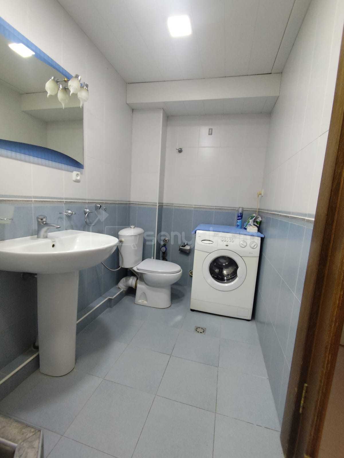 2 Սենյականոց Բնակարան, 45քմ, 3/10 հարկ, Կոսմետիկ Վերանորոգված, Կահավորված, Արևկող