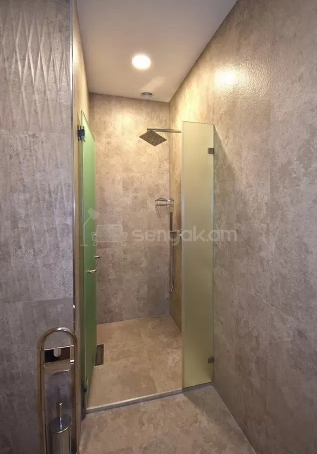 3 Սենյականոց Բնակարան Նորակառույցում, 70քմ, 4/5 հարկ, Դիզայներական Վերանորոգված