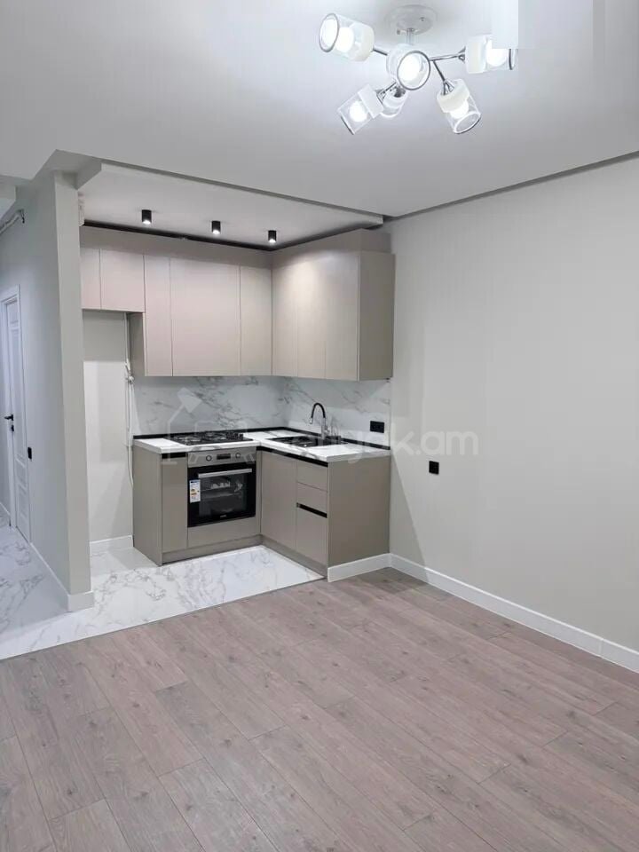 2 Սենյականոց Բնակարան, 42քմ, 6/11 հարկ, Կապիտալ Վերանորոգված