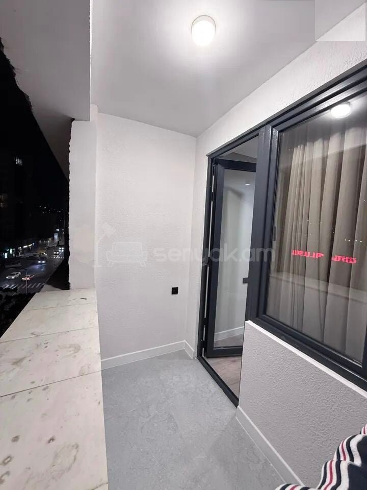 2 Սենյականոց Բնակարան, 42քմ, 6/11 հարկ, Կապիտալ Վերանորոգված