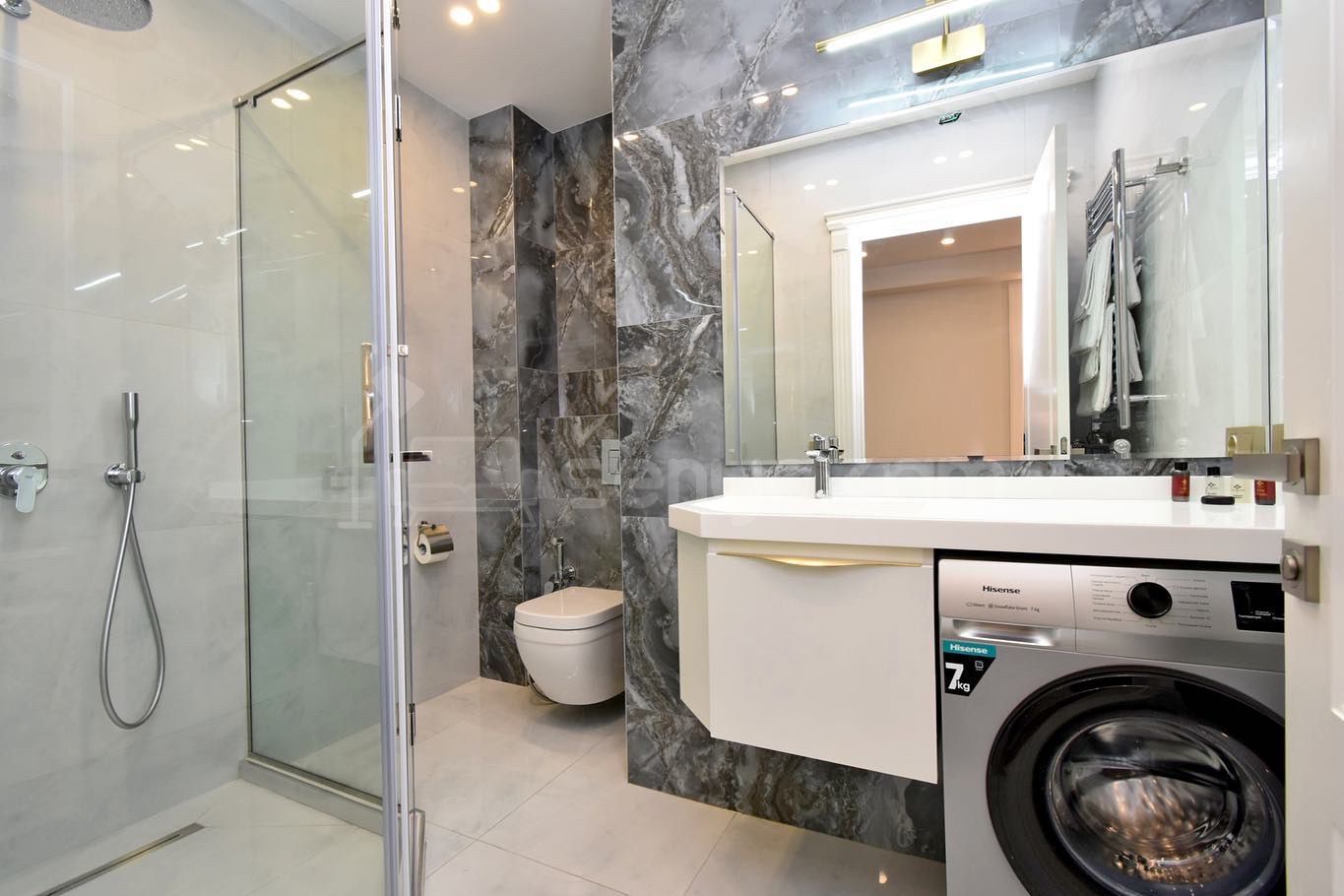 2 Սենյականոց Բնակարան Նորակառույցում, 60քմ, 8/12 հարկ, Դիզայներական Վերանորոգված