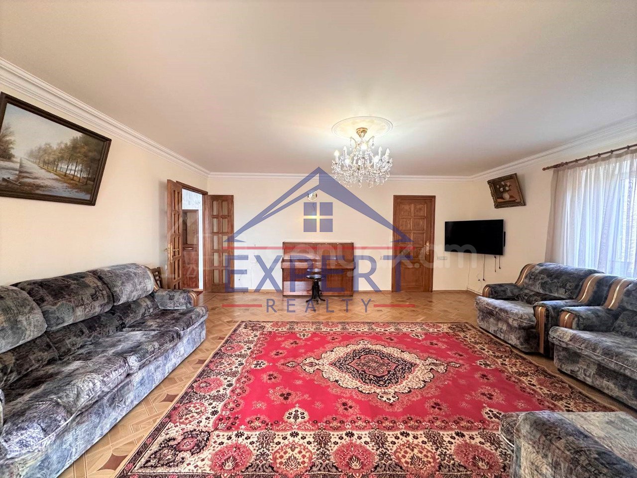 3 Սենյականոց Բնակարան Քարե Շենքում, 110քմ, 3/4 հարկ, Կապիտալ Վերանորոգված, Կահավորված