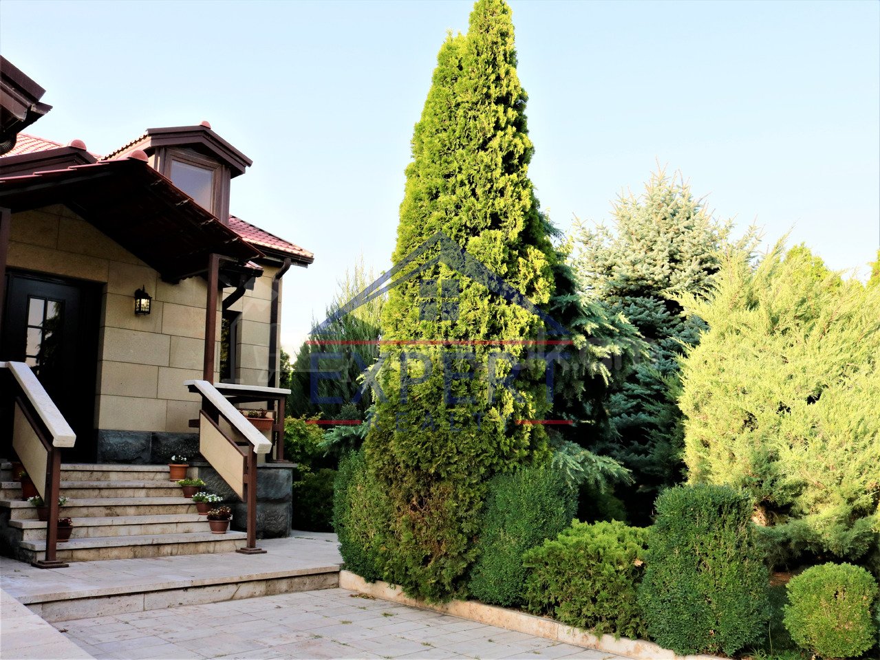 7 Սենյականոց Սեփական Տուն, 488քմ, Կապիտալ Վերանորոգված, Ավտոտնակով