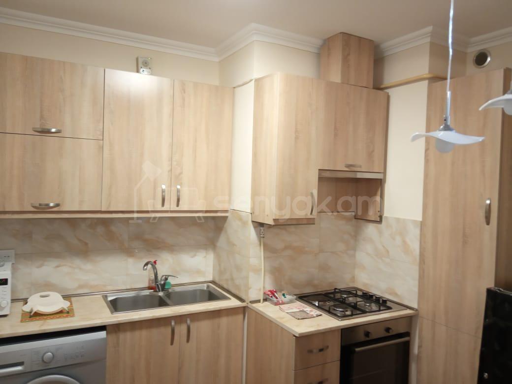 2 Սենյականոց Բնակարան, 46քմ, 9/9 հարկ, Կապիտալ Վերանորոգված, Կահավորված, Արևկող