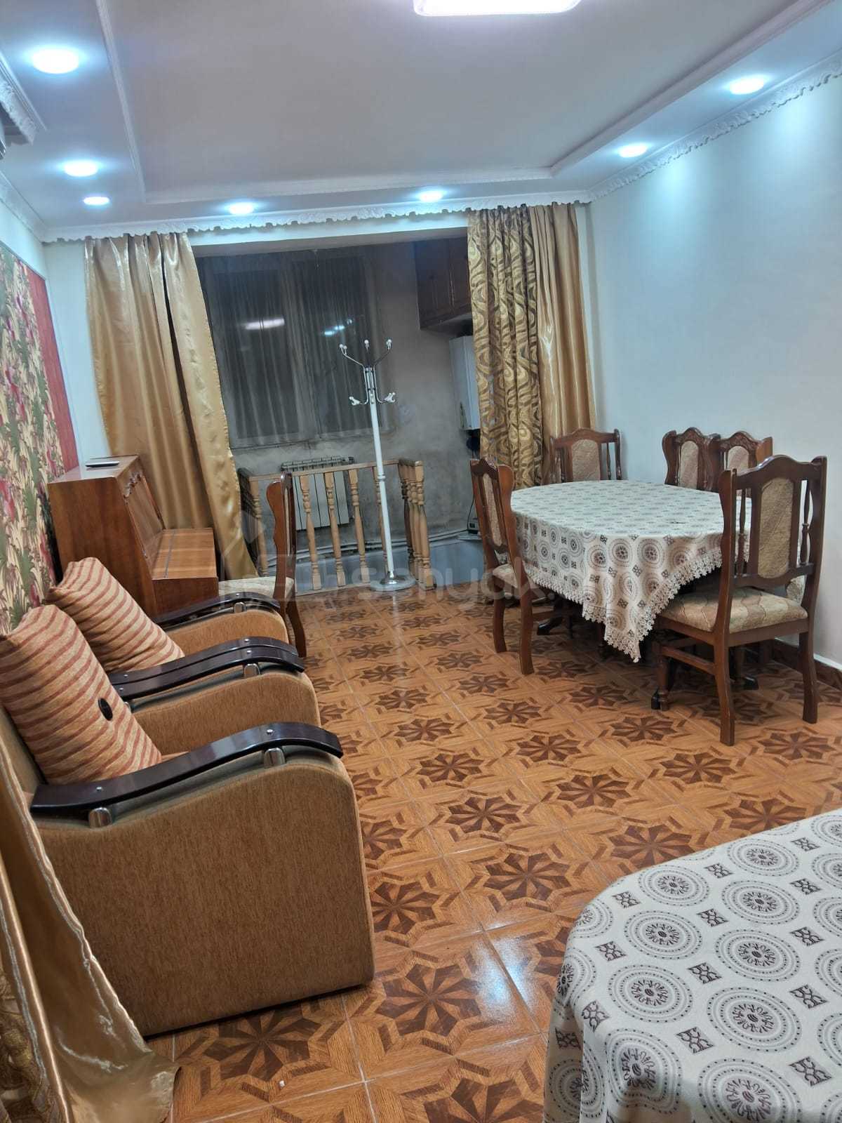 3 Սենյականոց Բնակարան, 51քմ, 1/4 հարկ, Կապիտալ Վերանորոգված