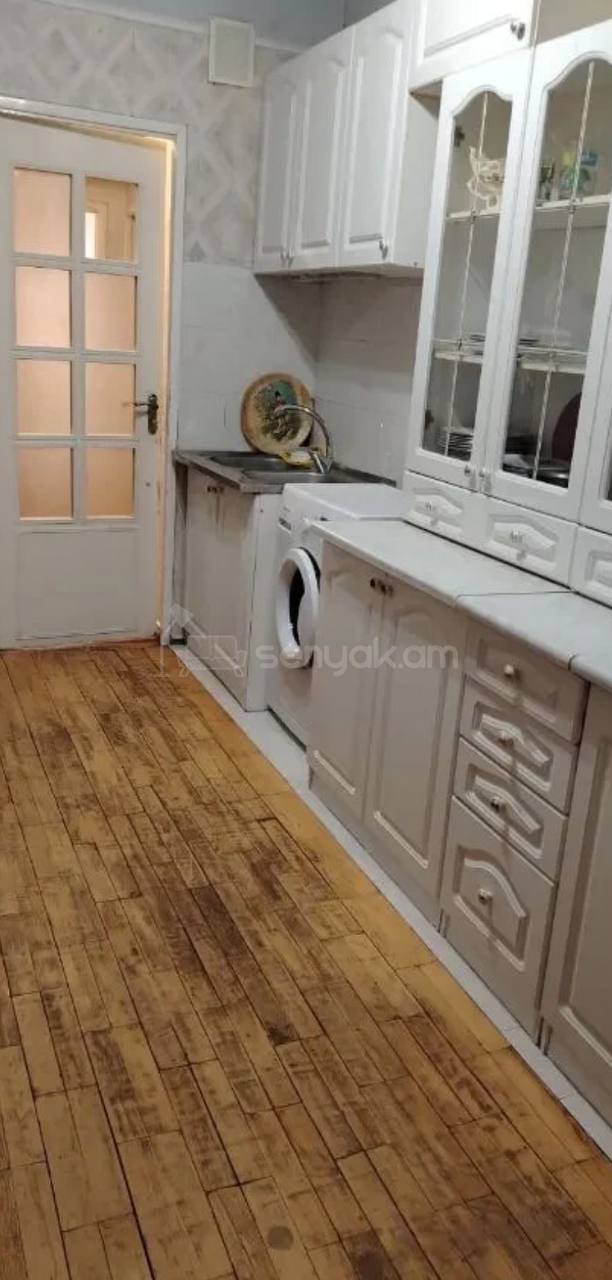 3 Սենյականոց Բնակարան, 66քմ, 8/14 հարկ, Նորմալ Վիճակում, Կահավորված