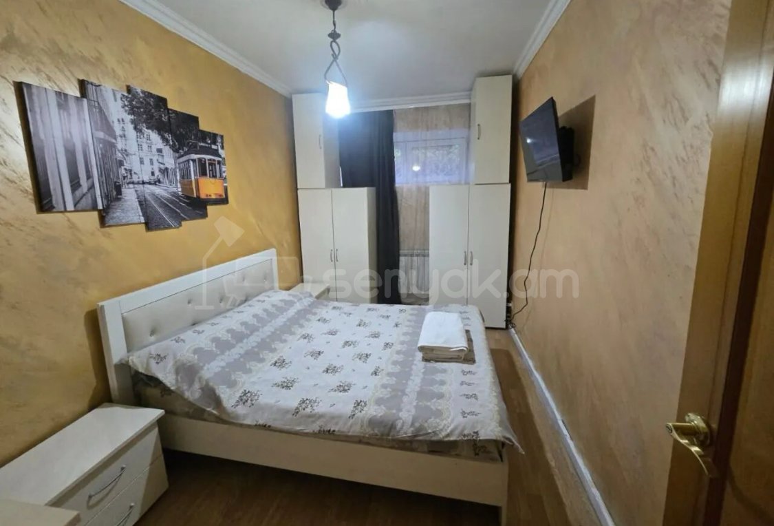 3 Սենյականոց Բնակարան Քարե Շենքում, 65քմ, 1/6 հարկ, Կապիտալ Վերանորոգված, Կահավորված