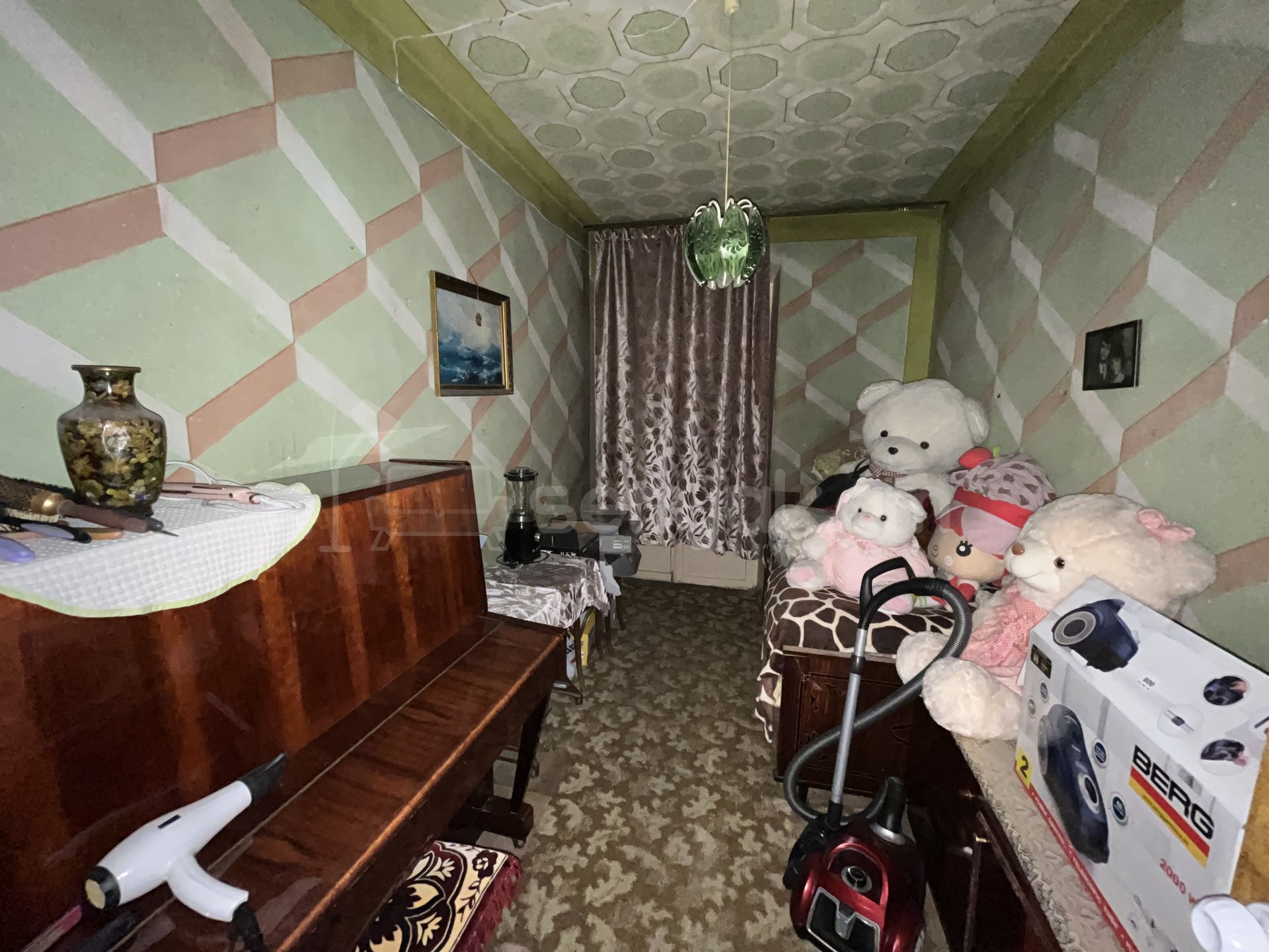 4 Սենյականոց Բնակարան Քարե Շենքում, 90քմ, 3/5 հարկ, Կոսմետիկ Վերանորոգված