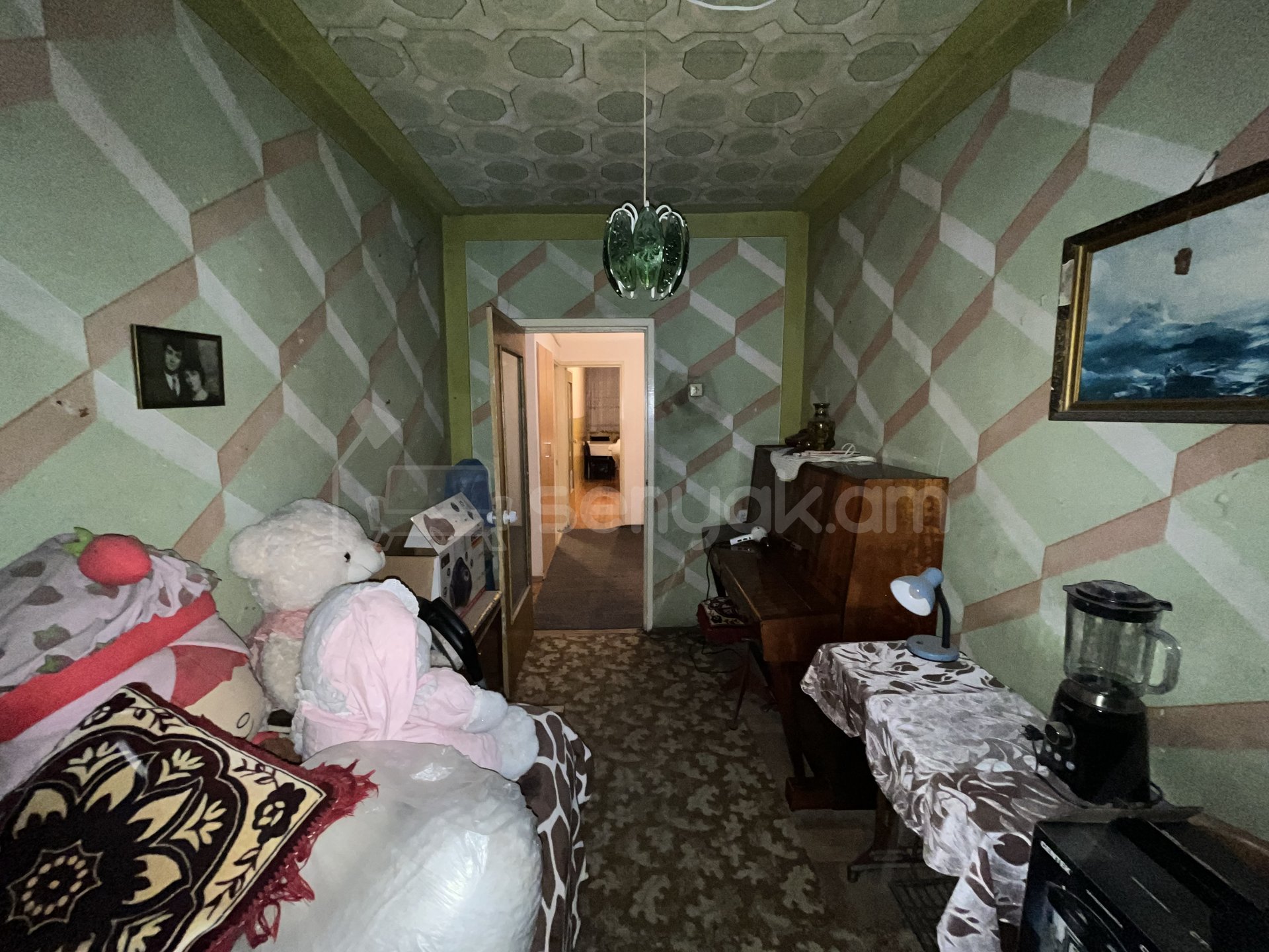 4 Սենյականոց Բնակարան Քարե Շենքում, 90քմ, 3/5 հարկ, Կոսմետիկ Վերանորոգված