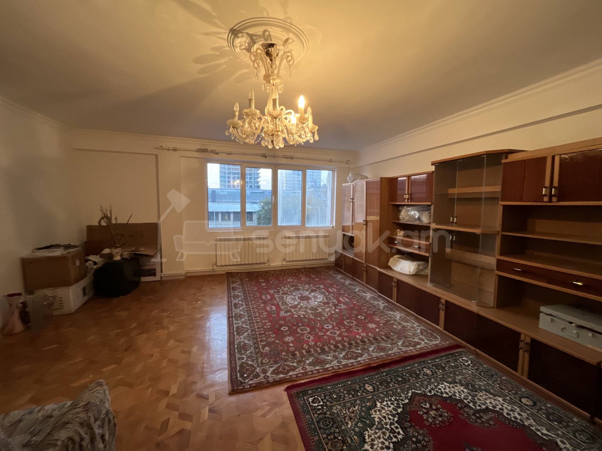 5 Սենյականոց Բնակարան, 144քմ, 3/14 հարկ, Նորմալ Վիճակում