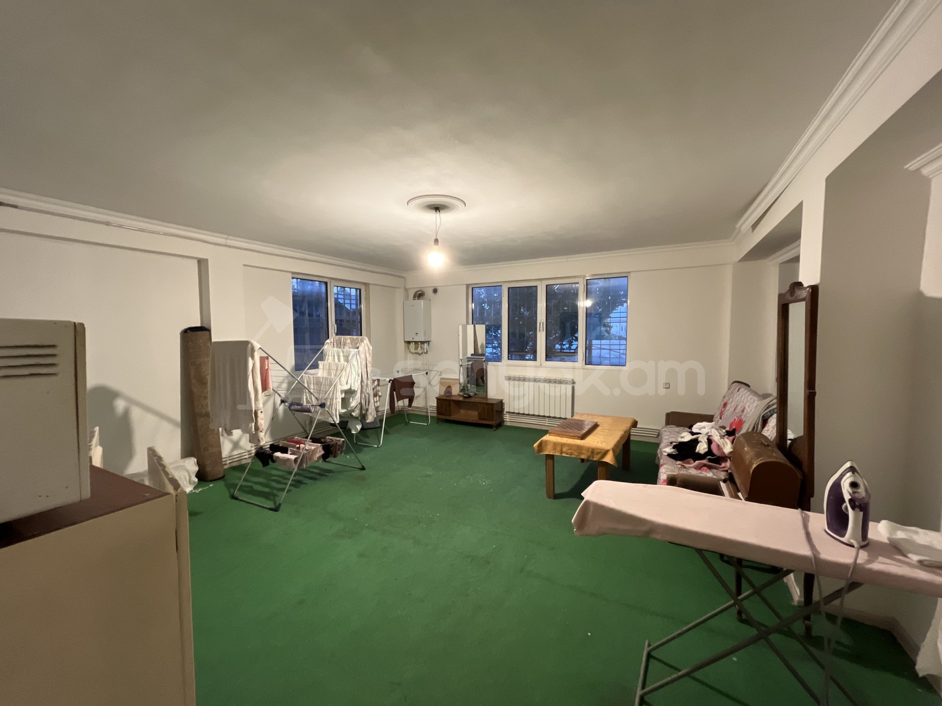 5 Սենյականոց Բնակարան, 144քմ, 3/14 հարկ, Նորմալ Վիճակում