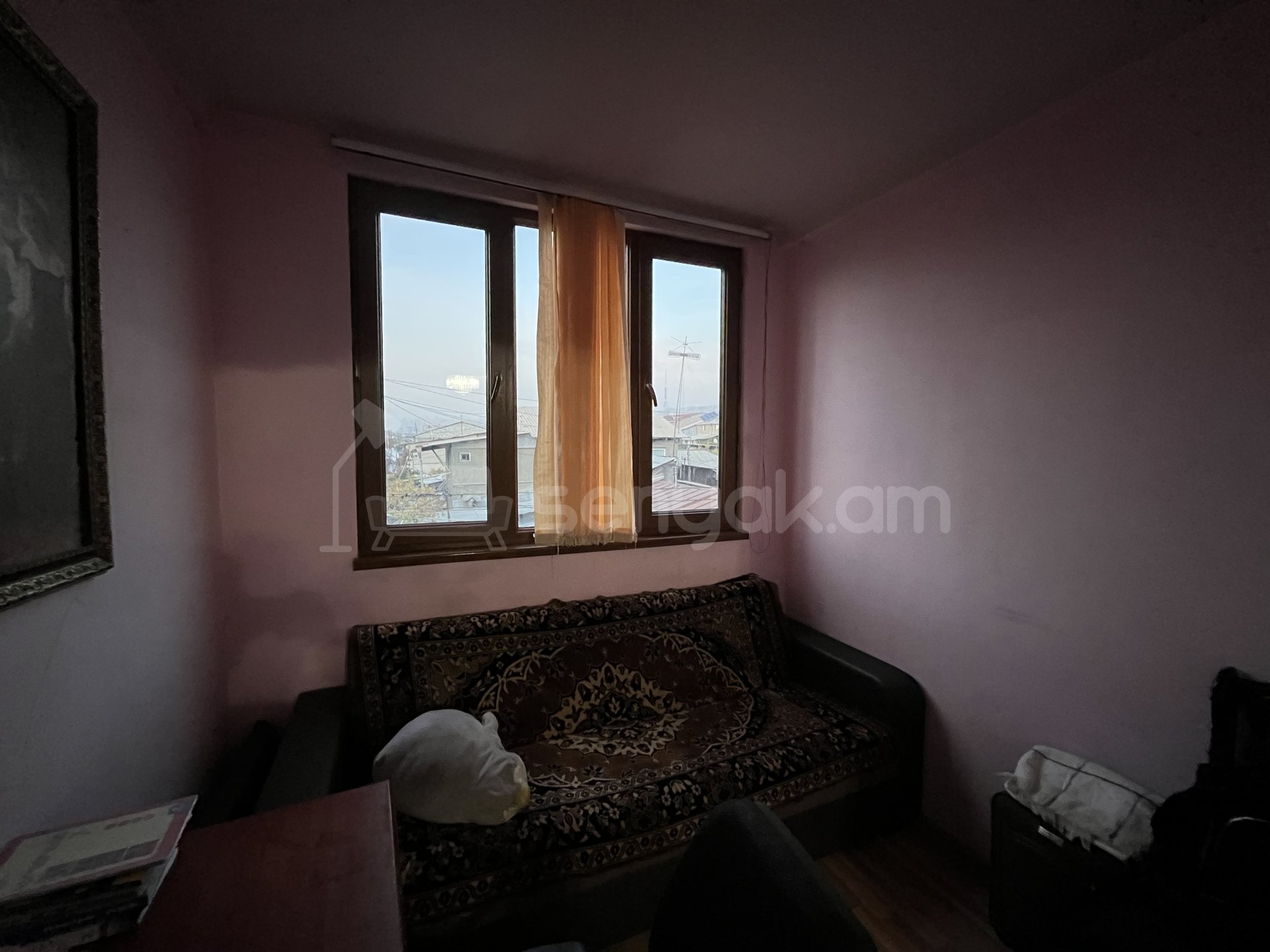 2 Սենյականոց Բնակարան Քարե Շենքում, 53քմ, 2/4 հարկ, Կոսմետիկ Վերանորոգված