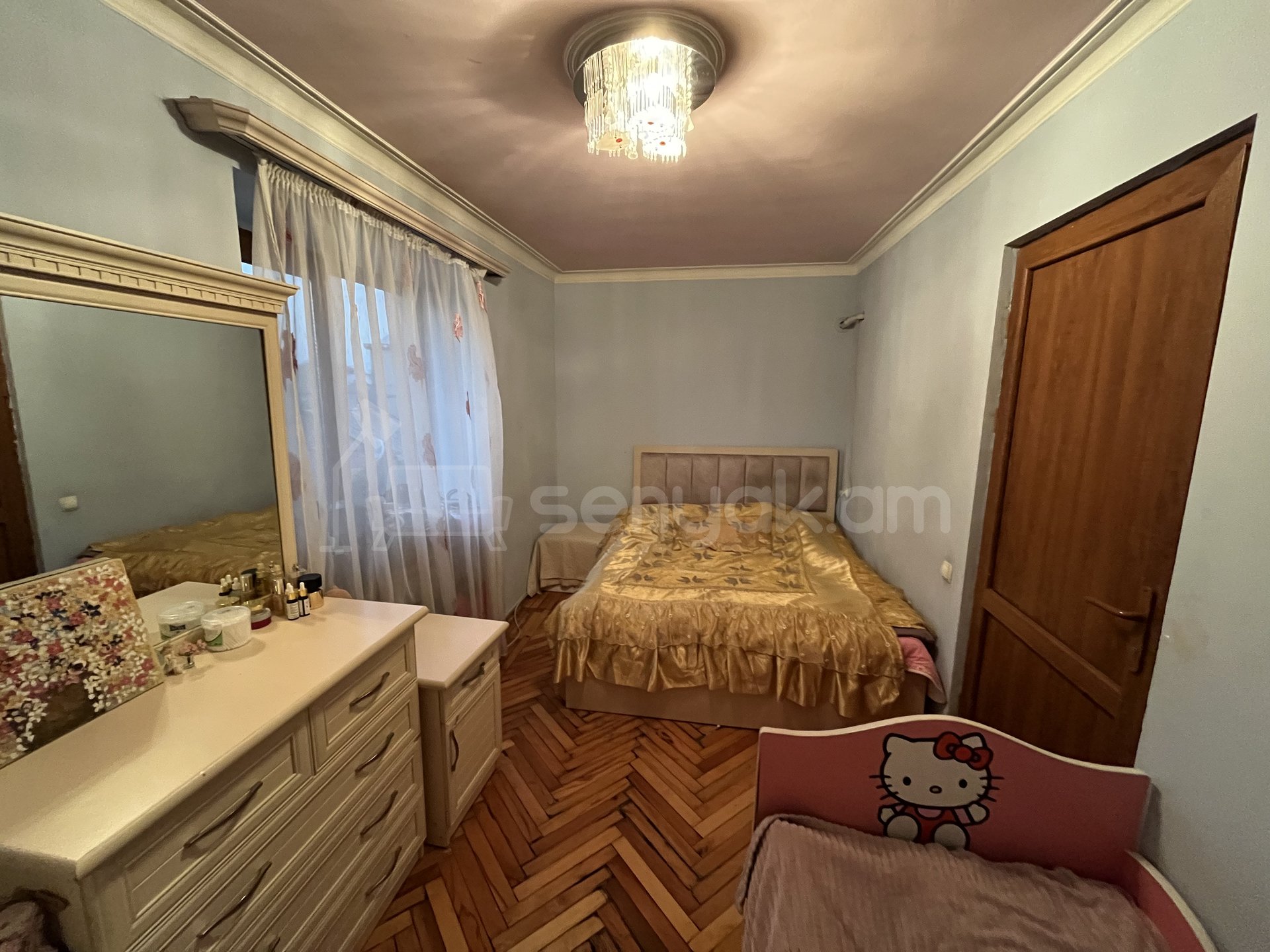 2 Սենյականոց Բնակարան Քարե Շենքում, 53քմ, 2/4 հարկ, Կոսմետիկ Վերանորոգված