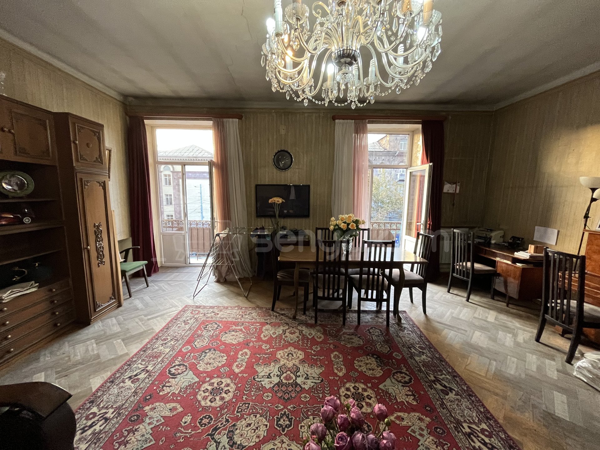 4 Սենյականոց Բնակարան Քարե Շենքում, 104քմ, 3/5 հարկ, Կոսմետիկ Վերանորոգված