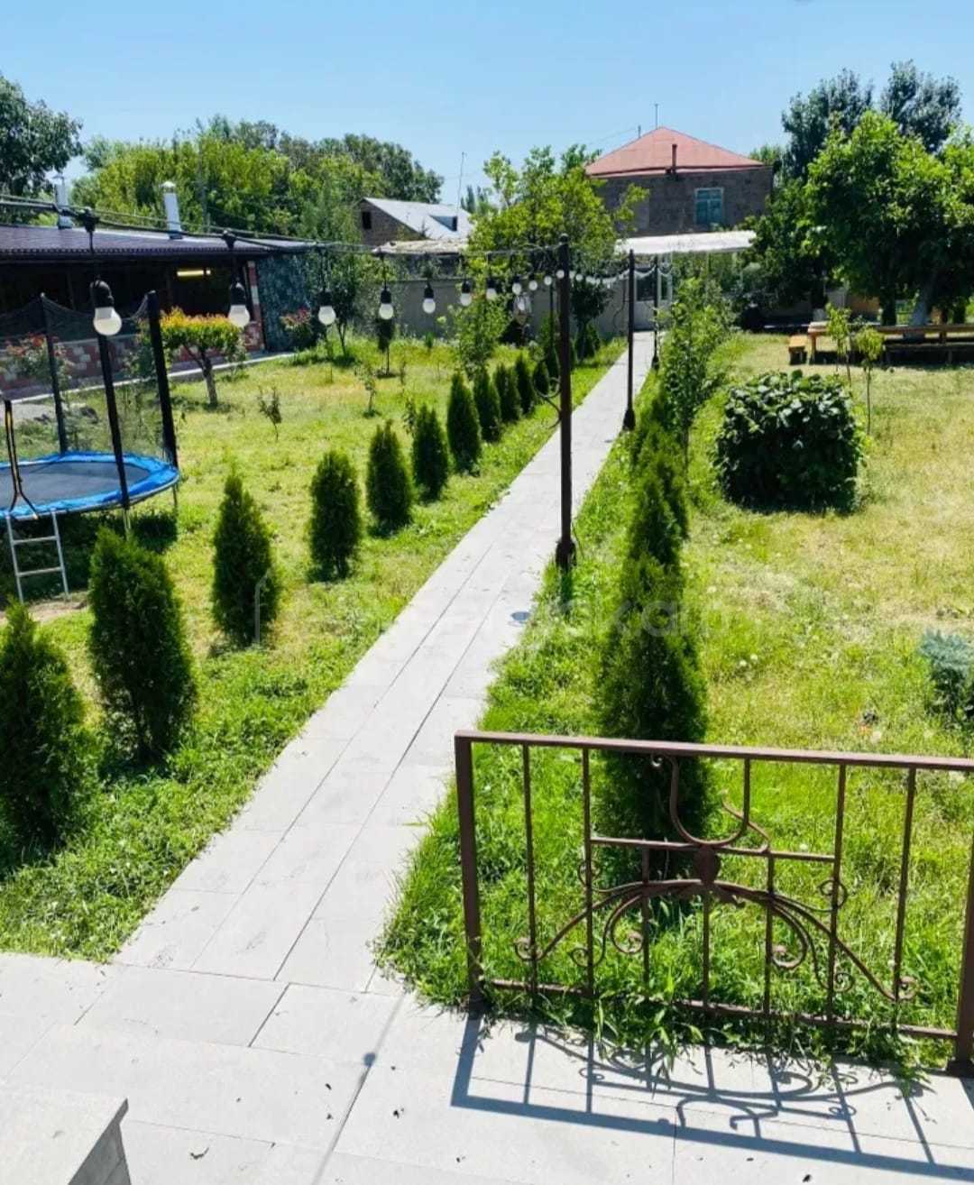 5 Սենյականոց Շքեղ Առանձնատուն, 250քմ, Լողավազանով