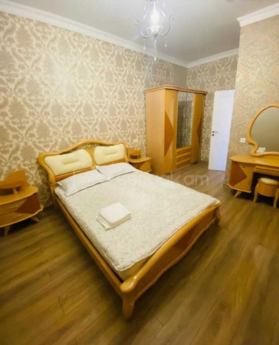 5 Սենյականոց Շքեղ Առանձնատուն, 250քմ, Լողավազանով