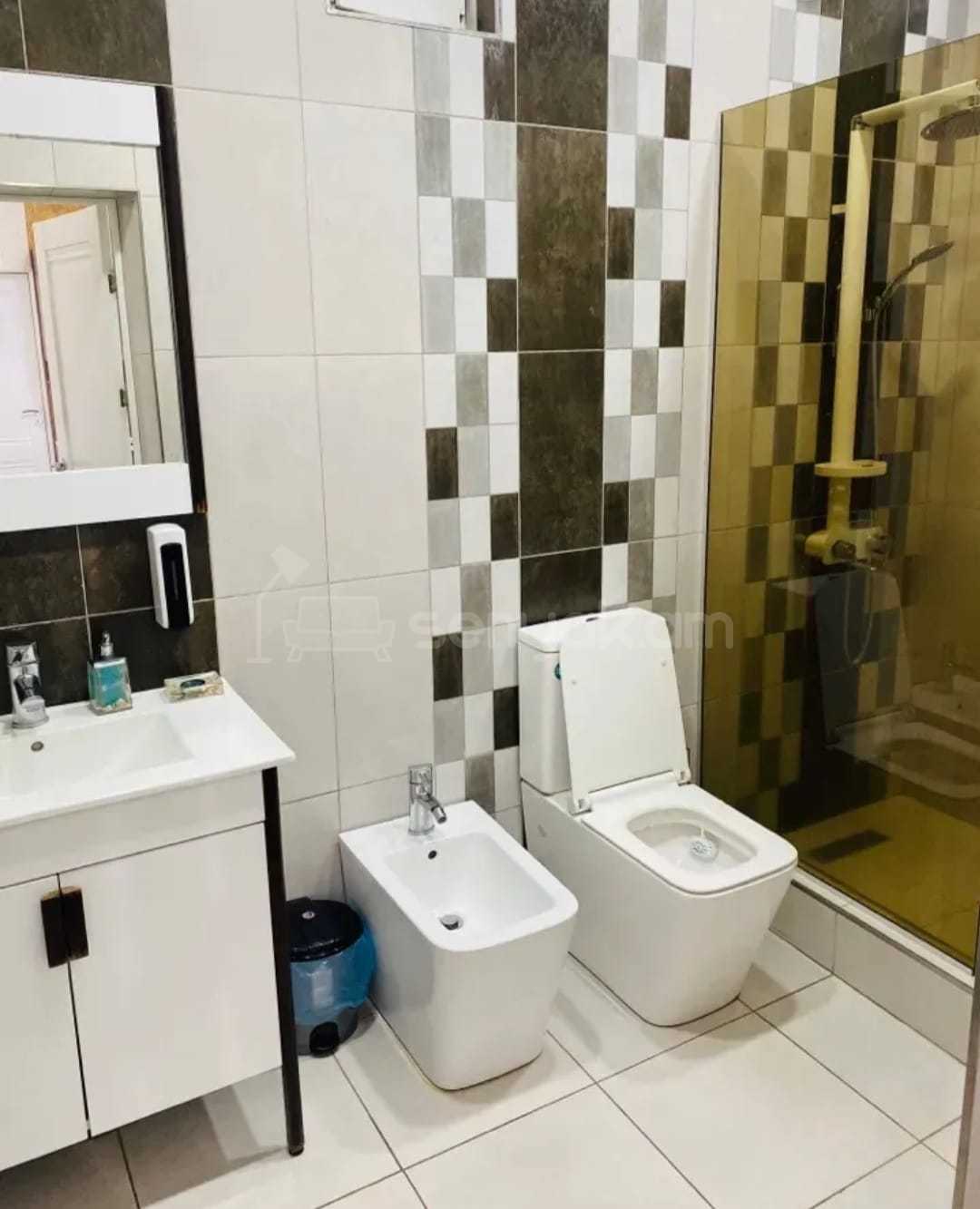 5 Սենյականոց Շքեղ Առանձնատուն, 250քմ, Լողավազանով