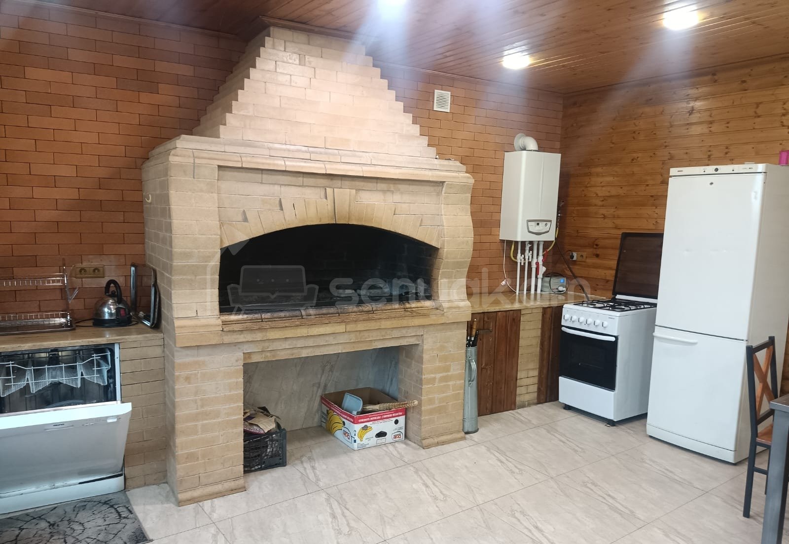 1 Սենյականոց Ամառանոց, 150քմ, Լողավազանով