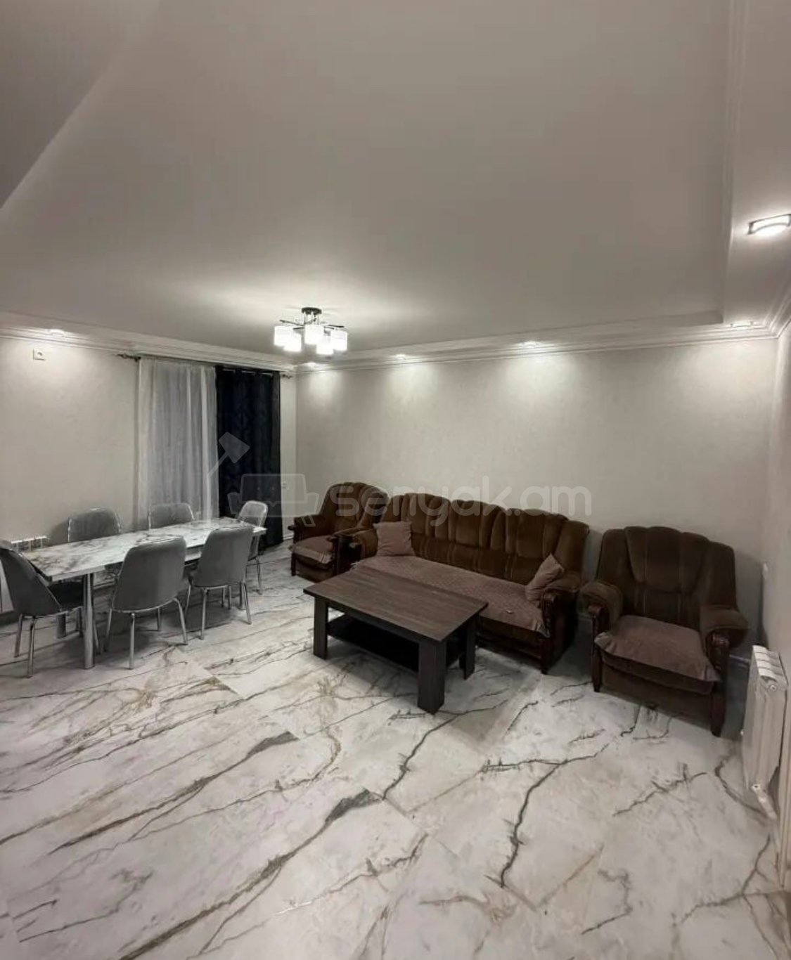 2 Սենյականոց Բնակարան Քարե Շենքում, 56քմ, 3/5 հարկ, Դիզայներական Վերանորոգված, Կահավորված